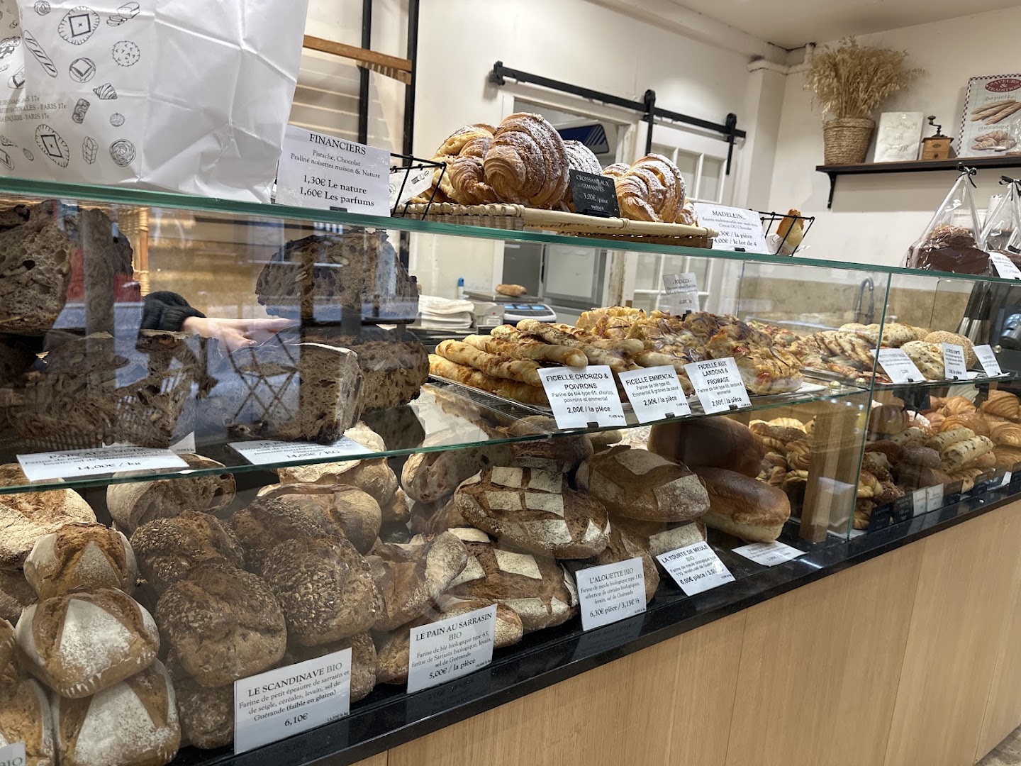 Boulangerie Bacillus - Dames Paris 17 · Photos 2